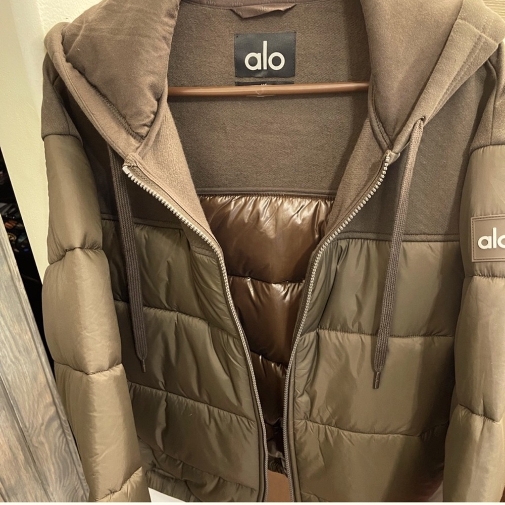 Alo Yoga Mash Up Puffer Jacket